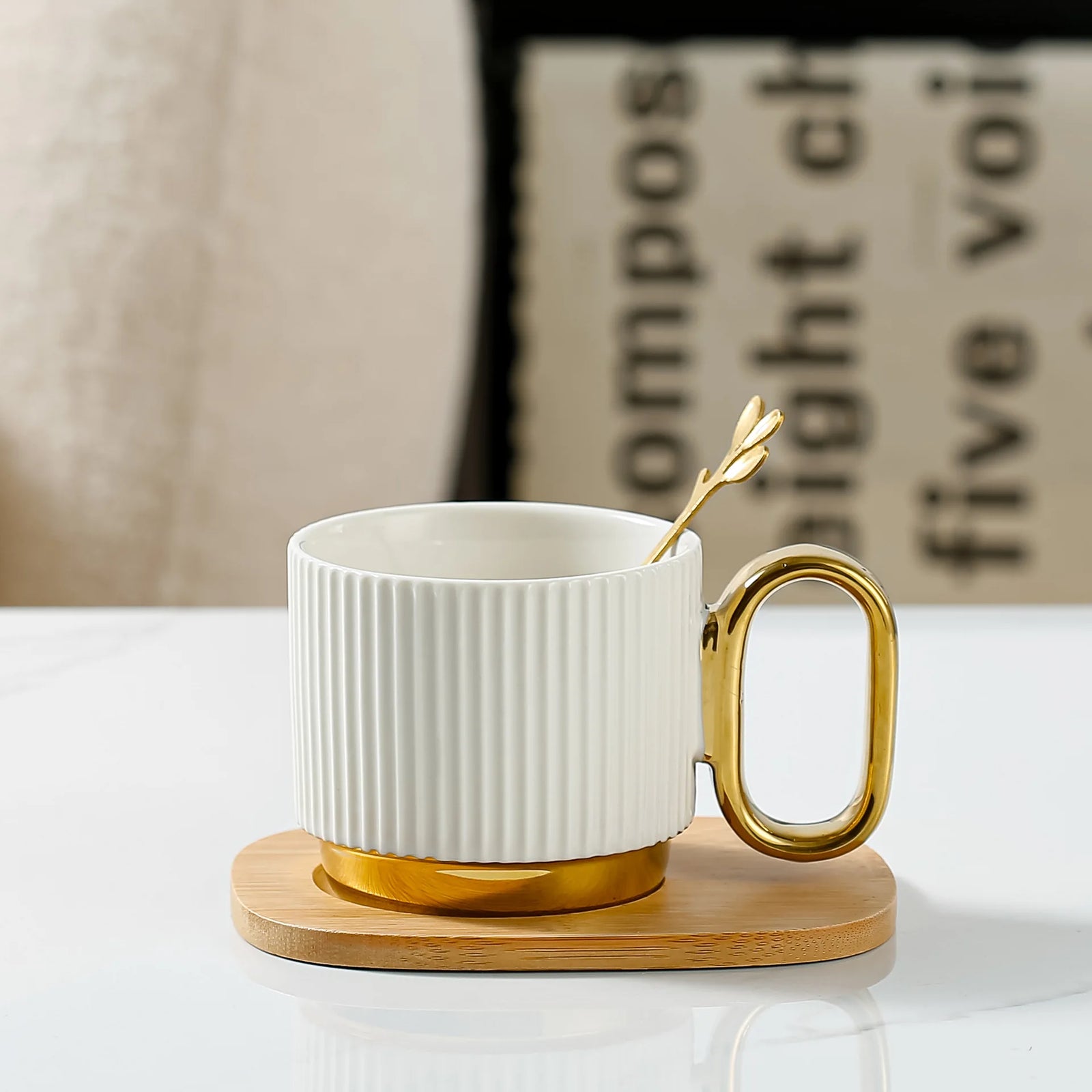 Tasse en Céramique avec Cuillère et Soucoupe 220ml