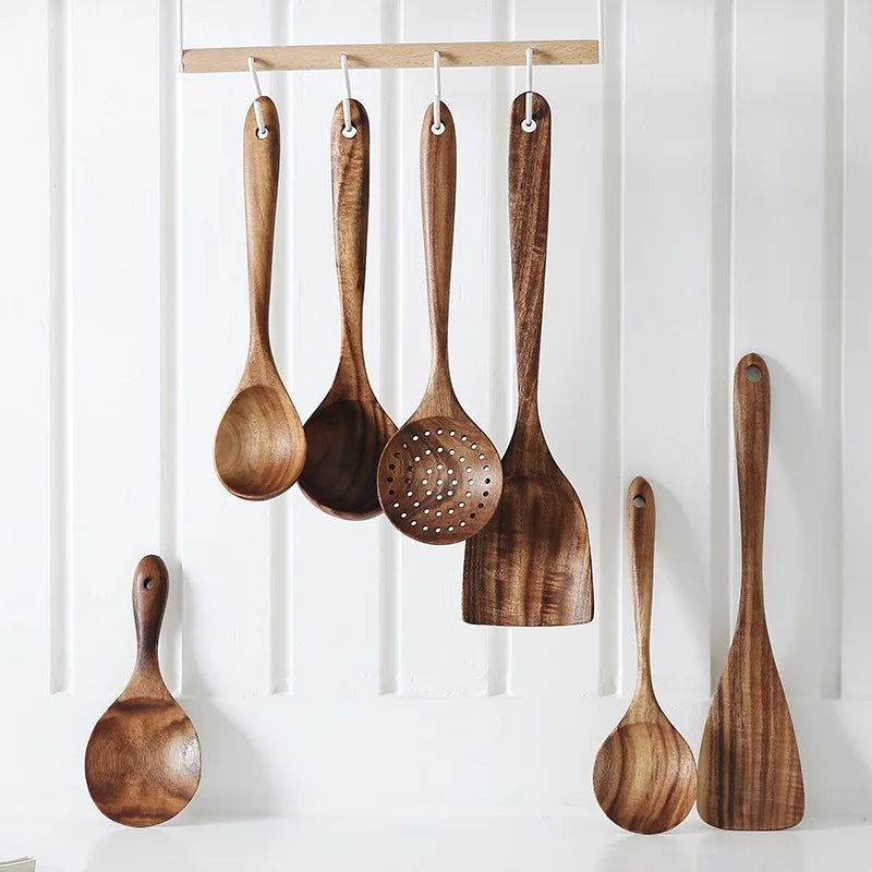 Set d'Ustensiles de Cuisine en Bois de Teck Naturel Thaïlandais