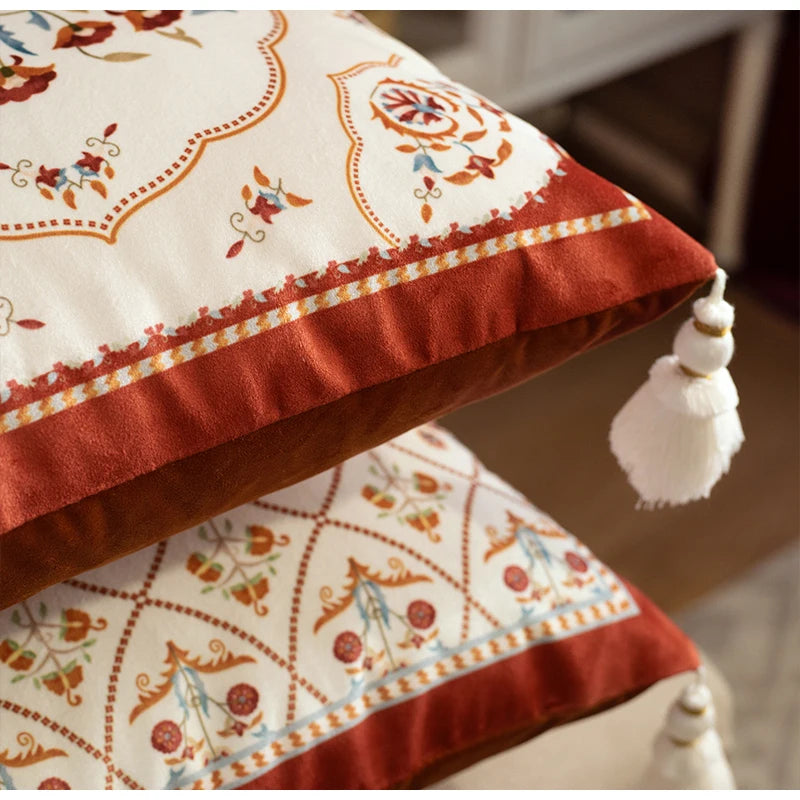Housse de Coussin Lombaire Velours Rouge Brique Floral